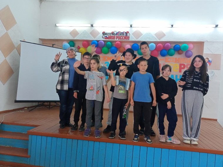 Закрытие смены лагеря дневного пребывания "Семья и Родина едины".